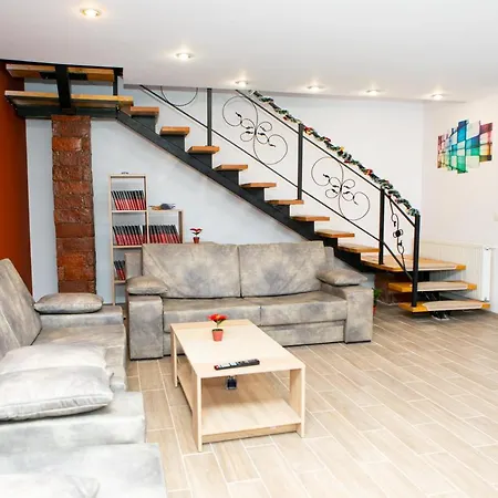Casa Elisabeta בית הארחה *
