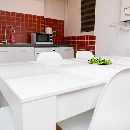 Casa Elisabeta בית הארחה *