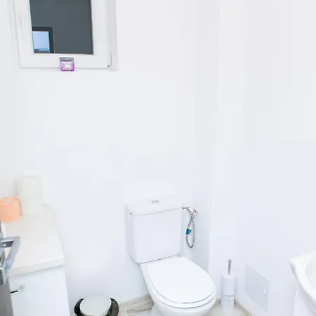 Casa Elisabeta בית הארחה *